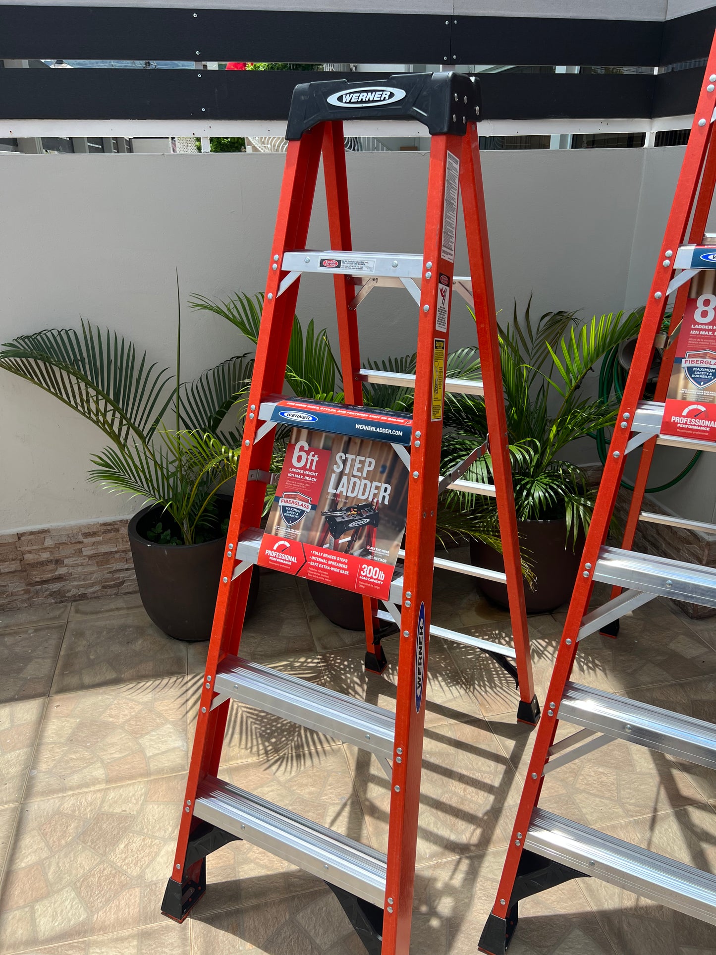 Werner NXT1A00 Series Fibreglass Ladders