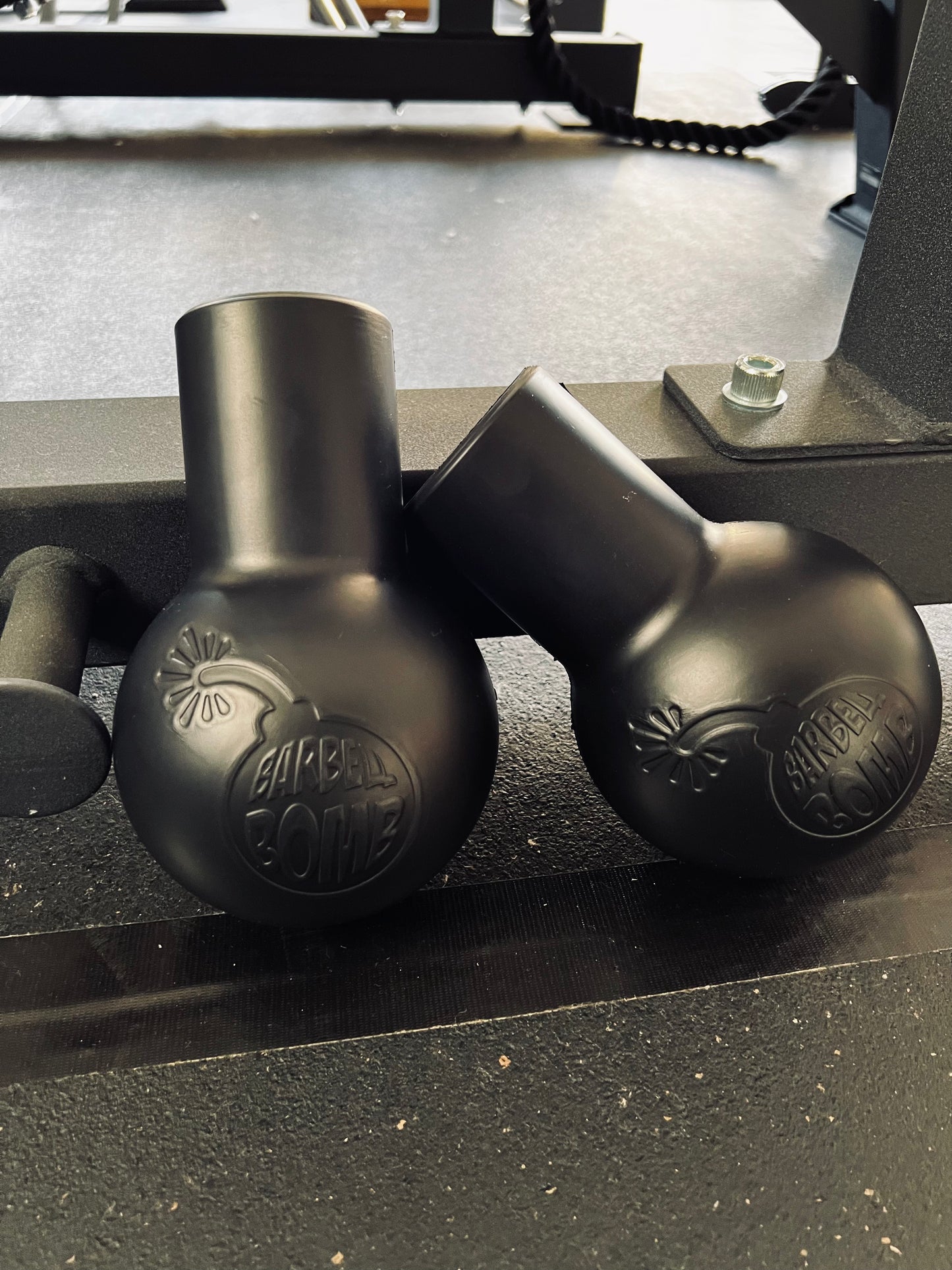 AbMat Barbell Bomb